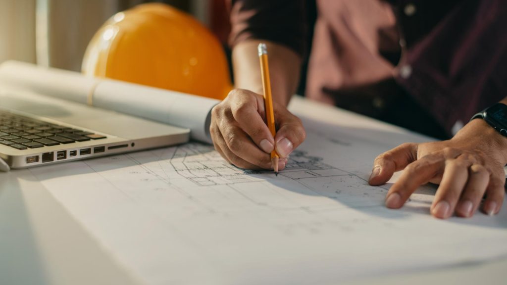 Réalisez votre projet de maison personnalisée avec un constructeur expérimenté