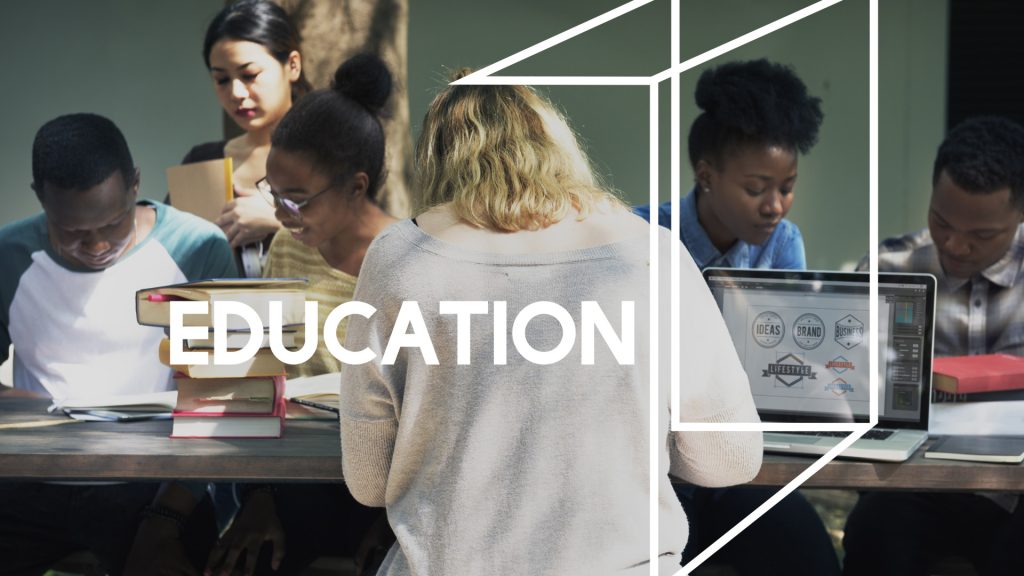 Comprendre le rôle d’une régie publicitaire dans le secteur de l’éducation